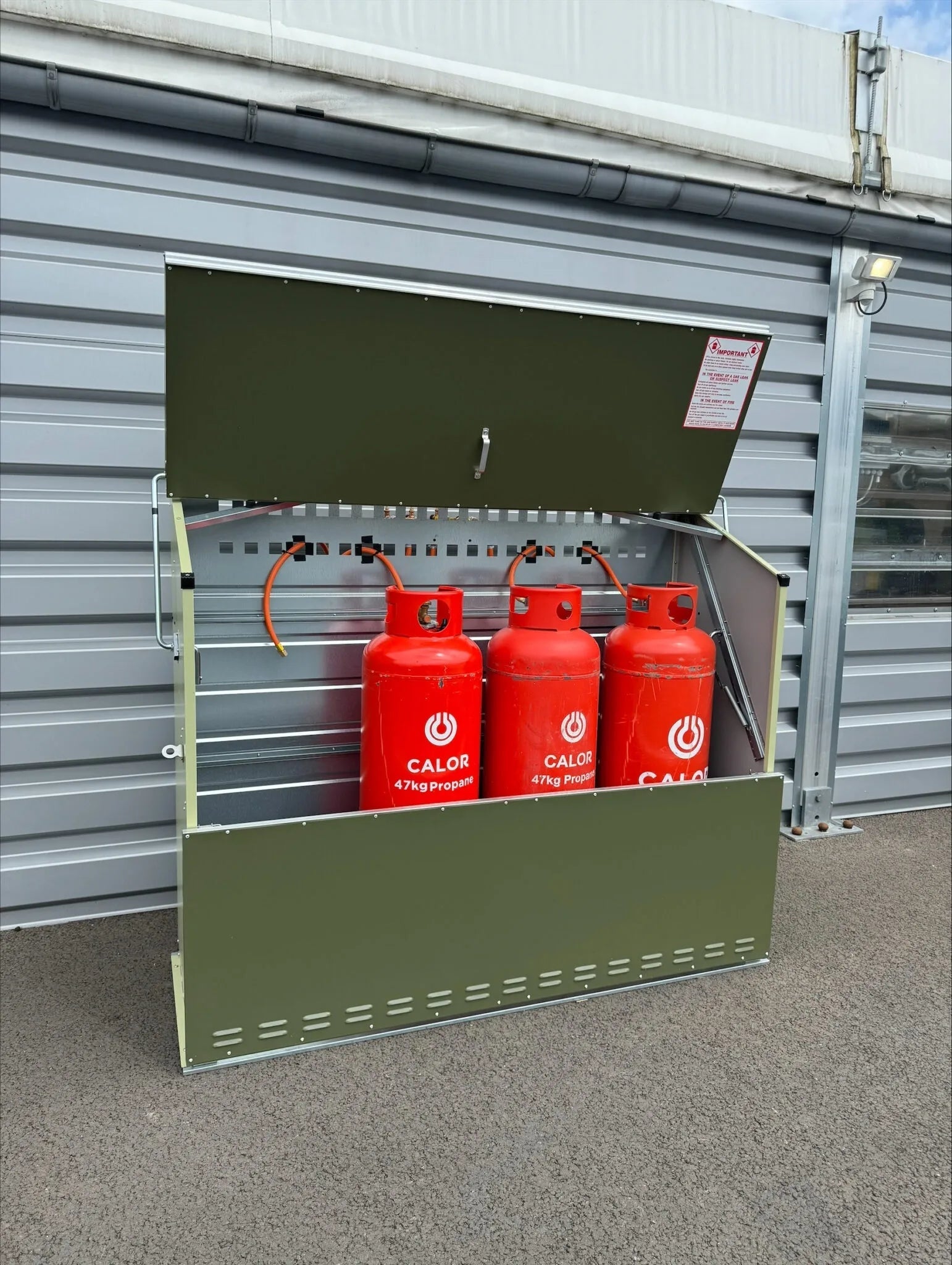 Trimetals Senturion 4 × 47kg LPG Bottle Store - Outdoor Structures UK